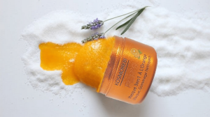 Masque 3en1 à l’Orange (Masque, gommage nettoyant)